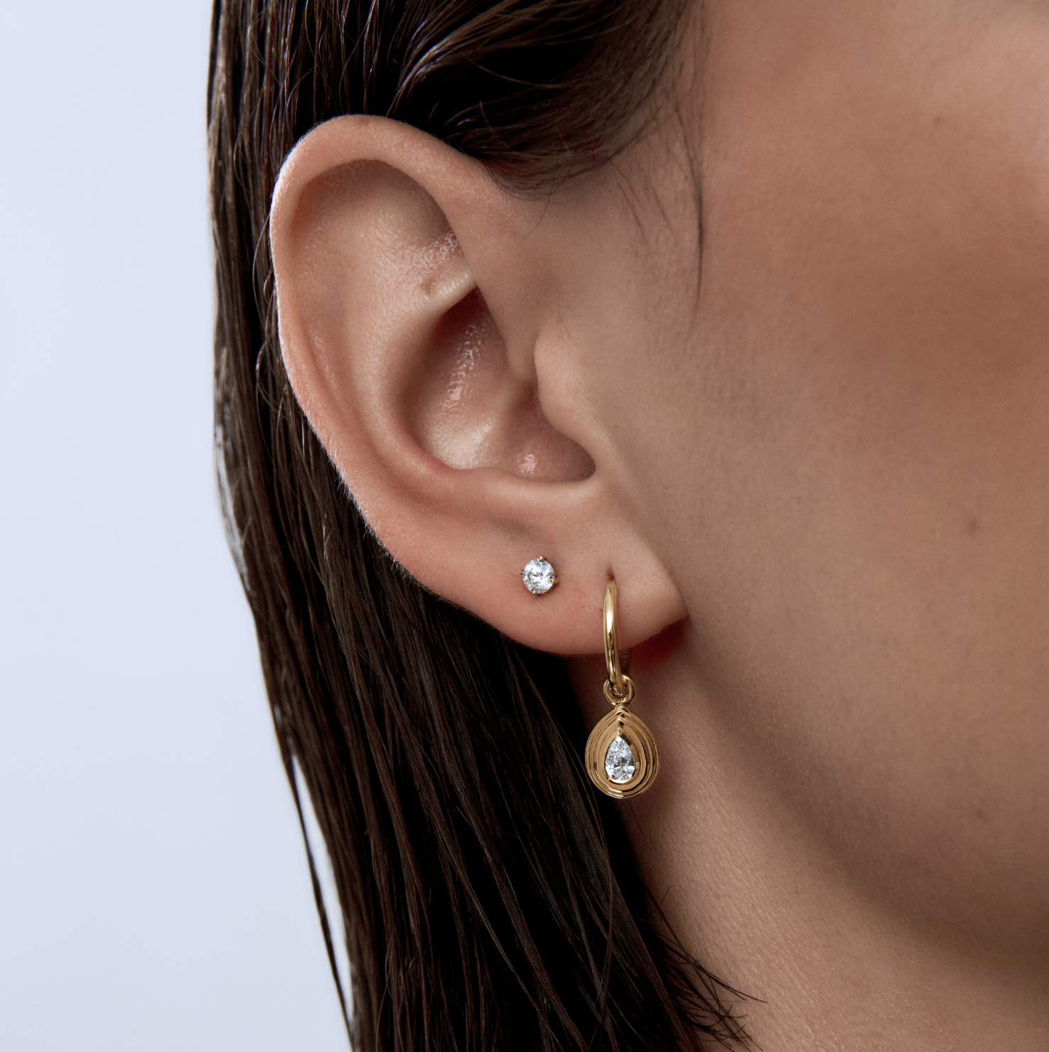 Contours Earring Charms Pear Diamond in 18 Karat Yellow Gold