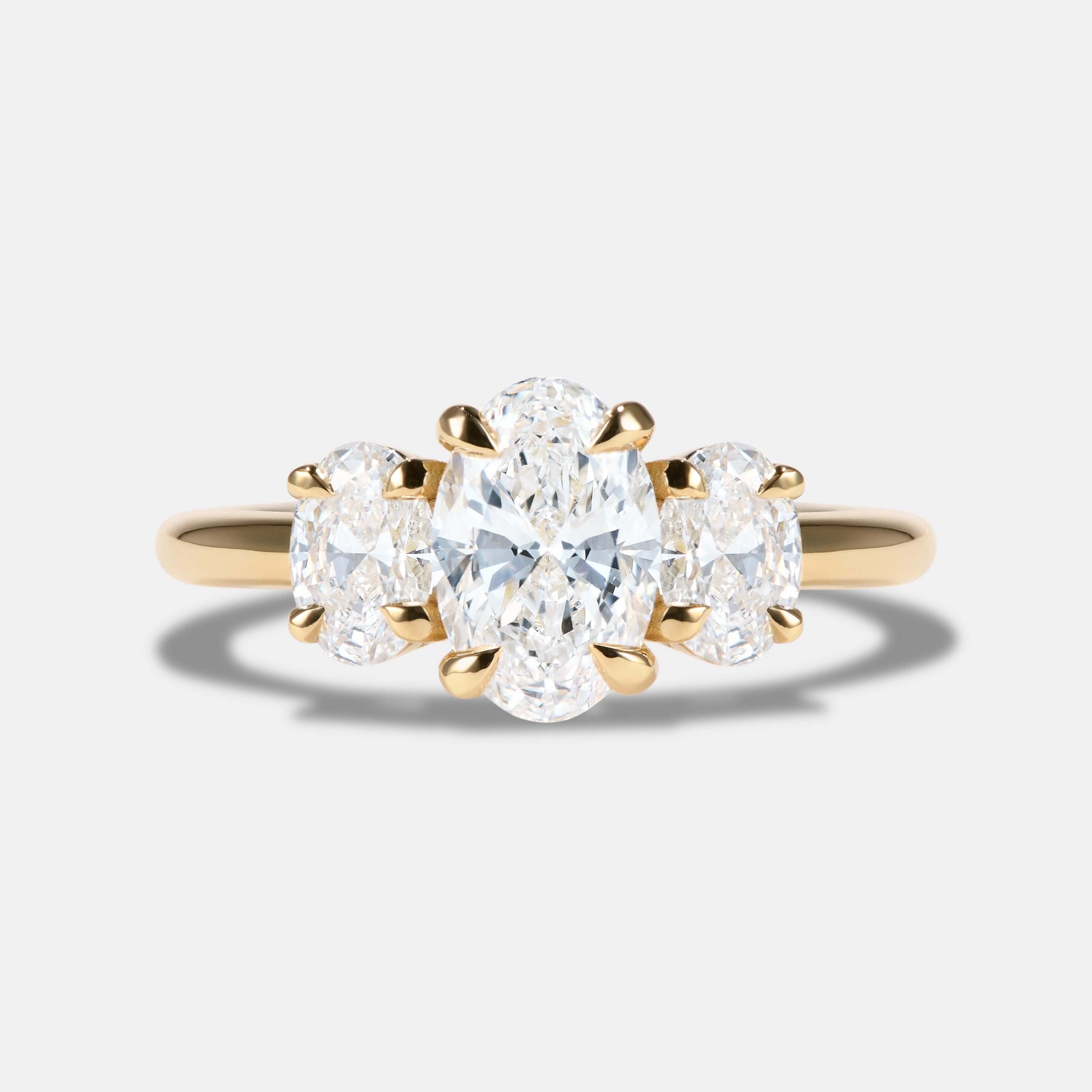 Oli Diamond Three Stone Engagement Ring