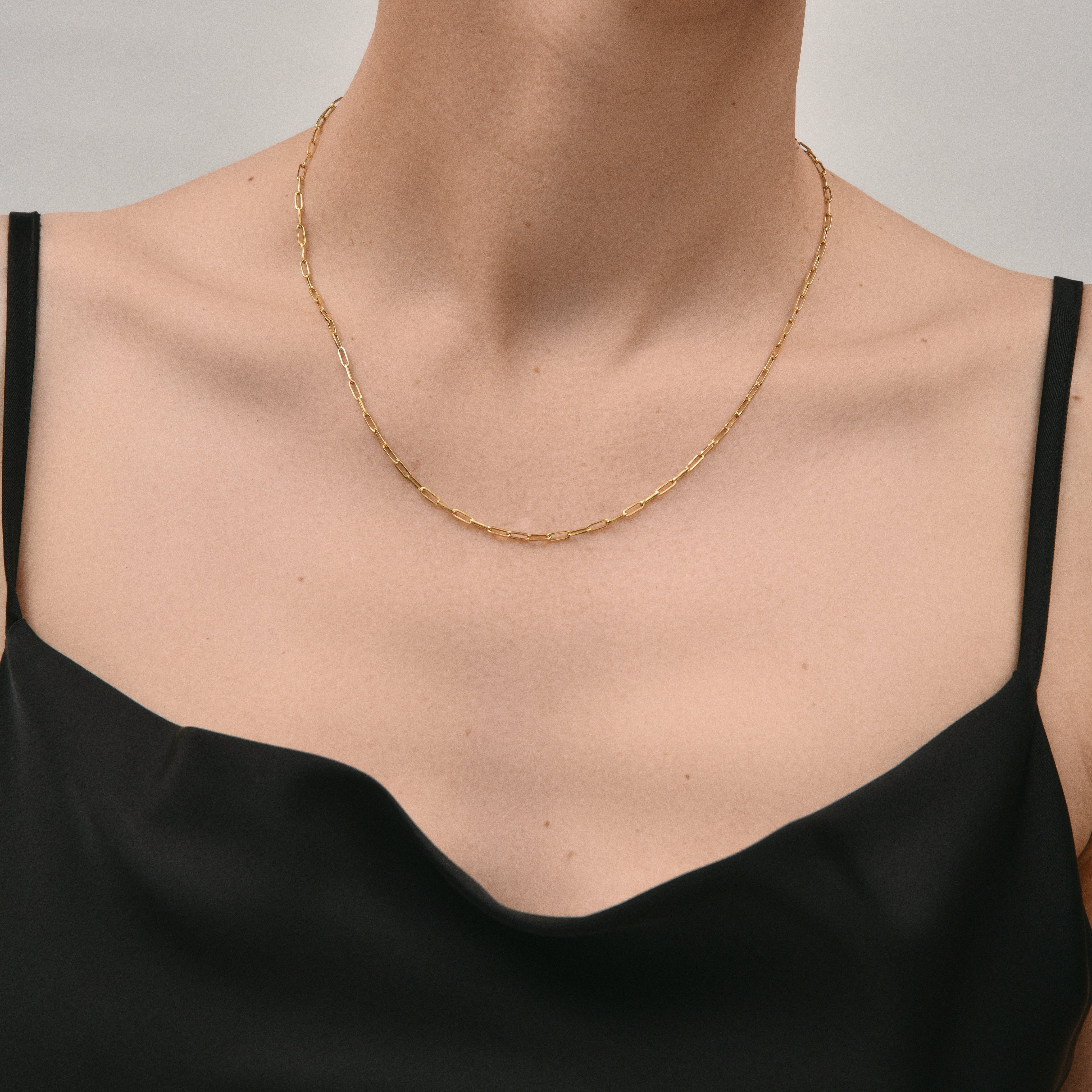 Paperclip Chain Necklace in 18 karat yellow gold