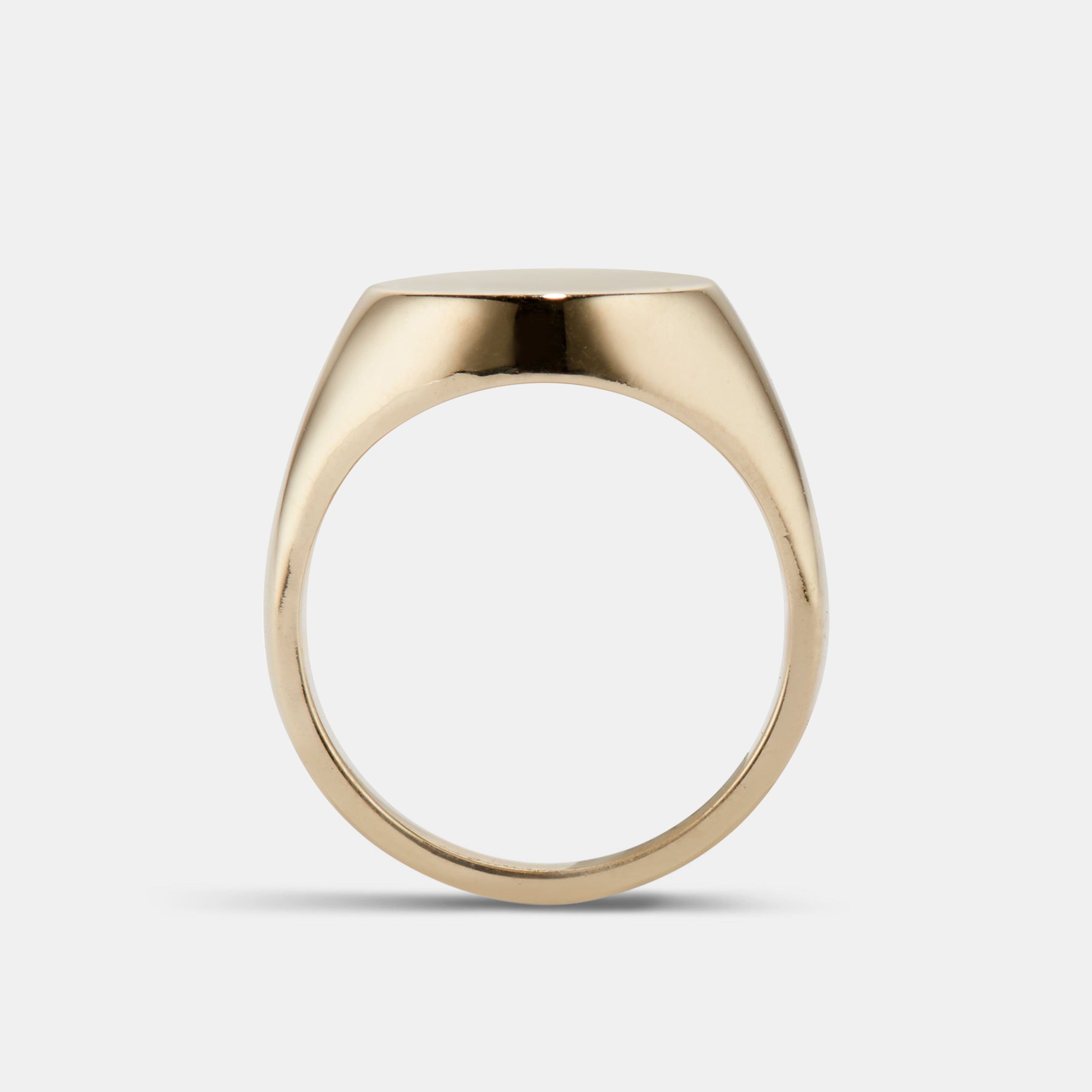 Personalised Signet Ring in Yellow Gold