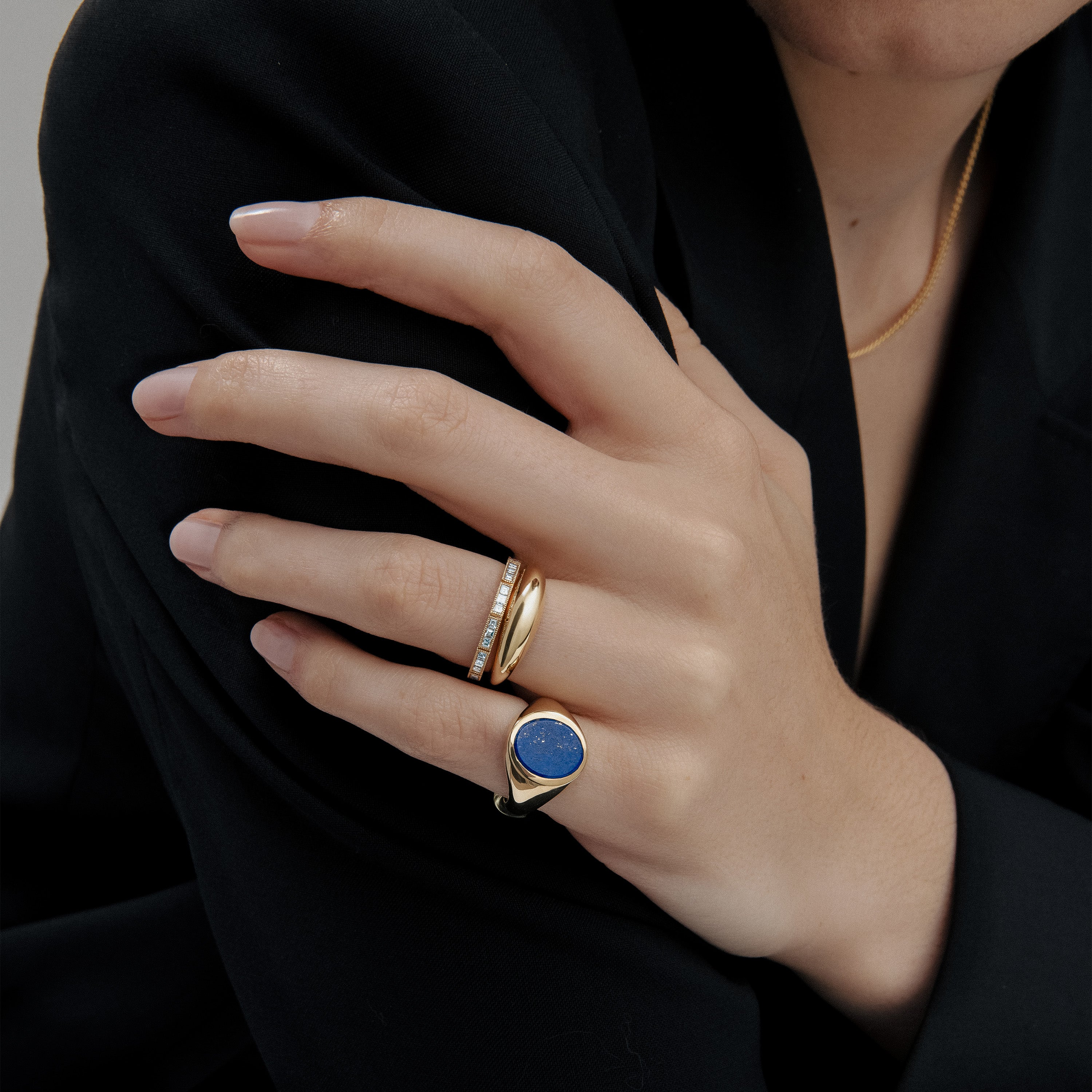 Lapis Signet Ring - 9 Karat Yellow Gold