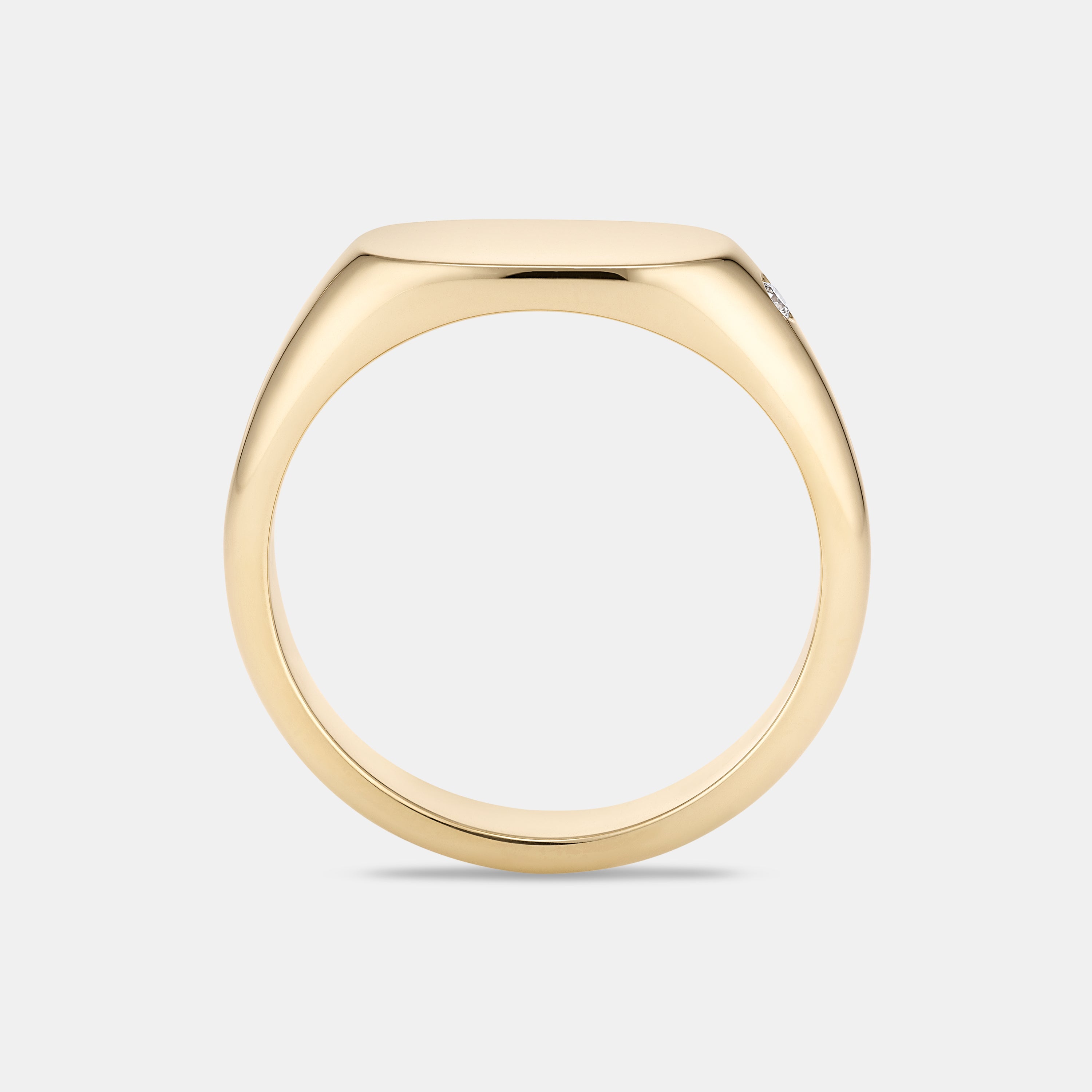 Ellipse Oval Signet with Diamond in Yellow Gold