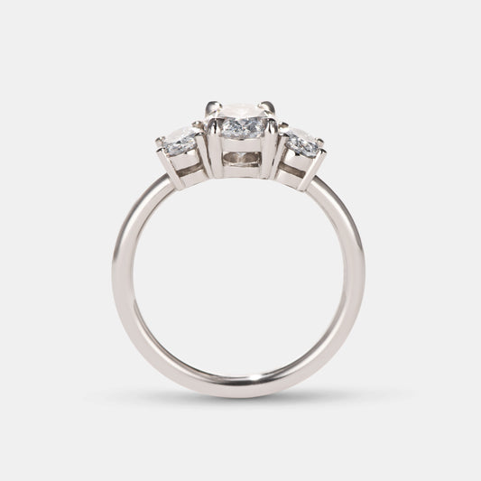 Oli - Engagement Ring