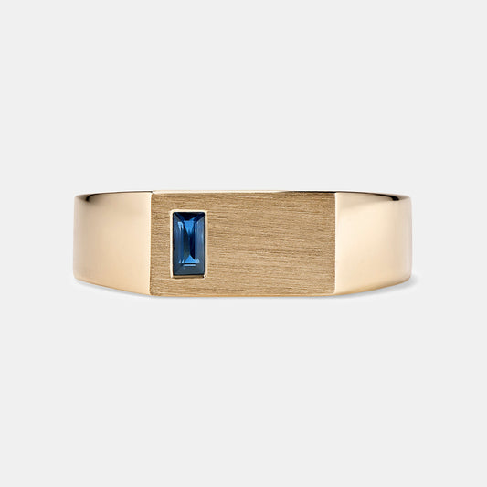 Rectangular Bar Signet with Gemstone in Yellow Gold
