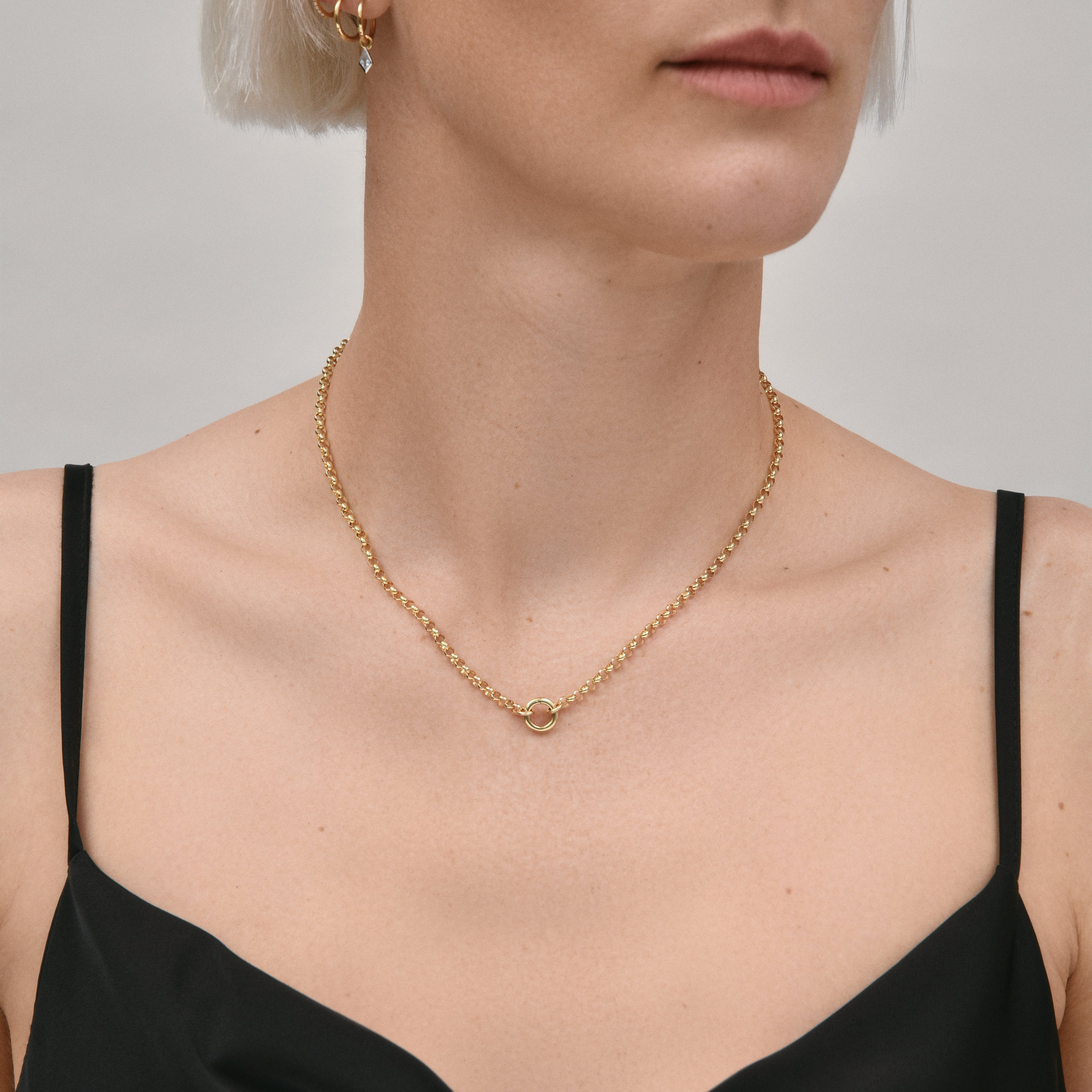 Belcher Chain With Charm Clasp in yellow gold