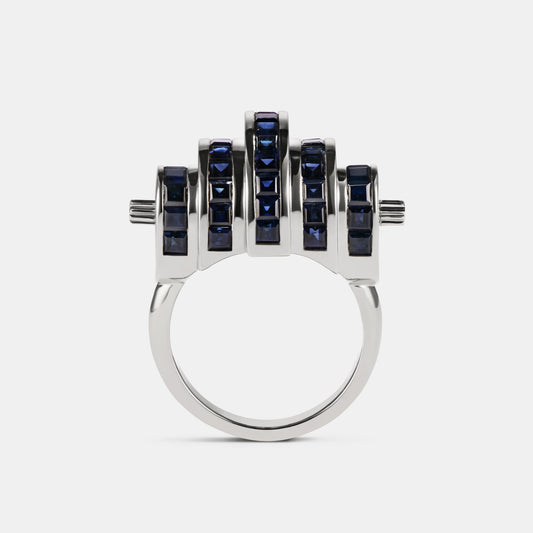 Cog Sapphire Ring in 9 karat white gold