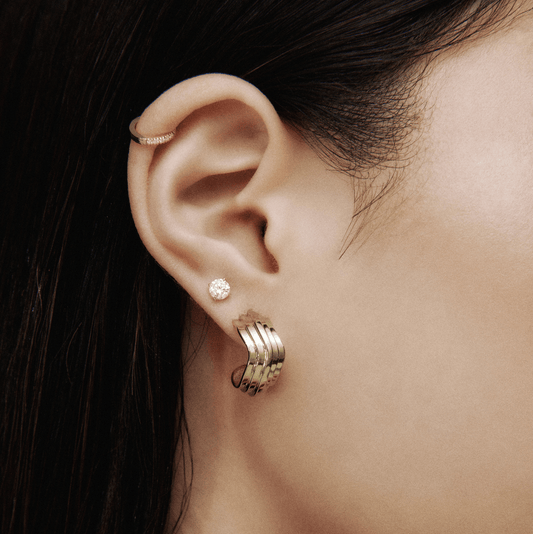 Contours Hoops in Yellow Gold