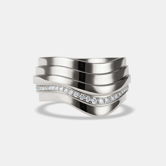 Contours Ring Diamond in 18 Karat White Gold