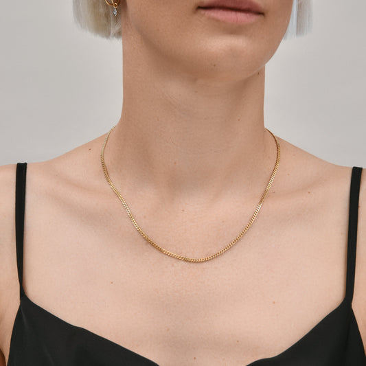 Curb Chain Necklace in Yellow Gold