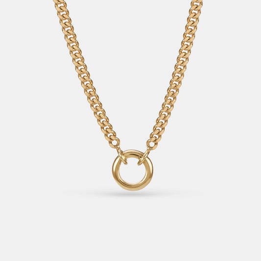 Curb Chain With Charm Clasp in yellow gold
