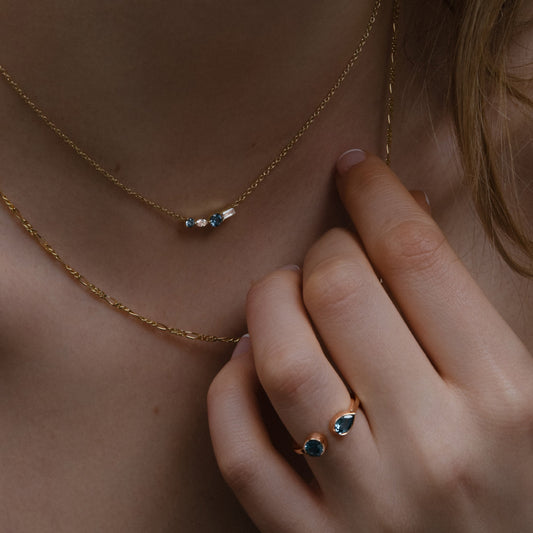 Petite Colour Necklace Style No. 1 - 18 Karat White Gold