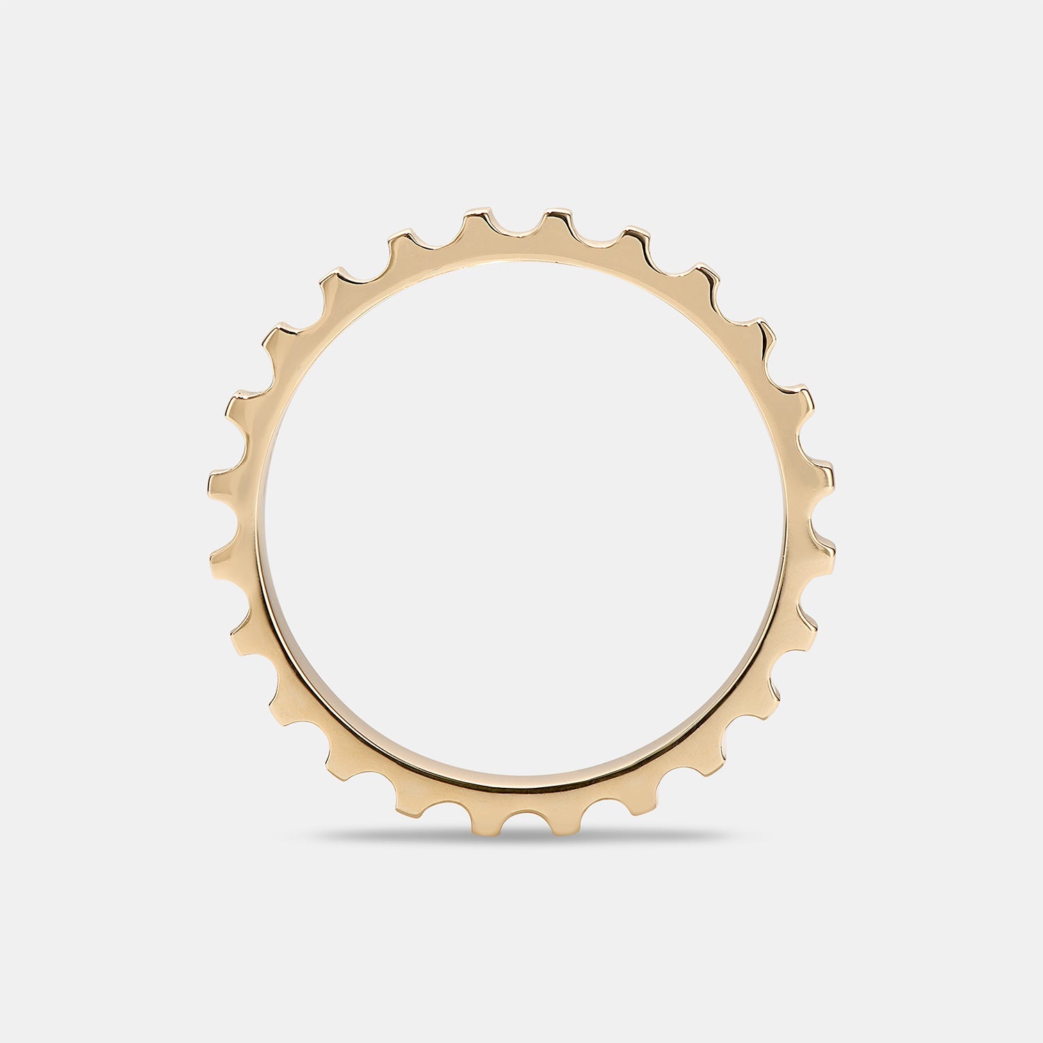 Roman Band in Yellow Gold