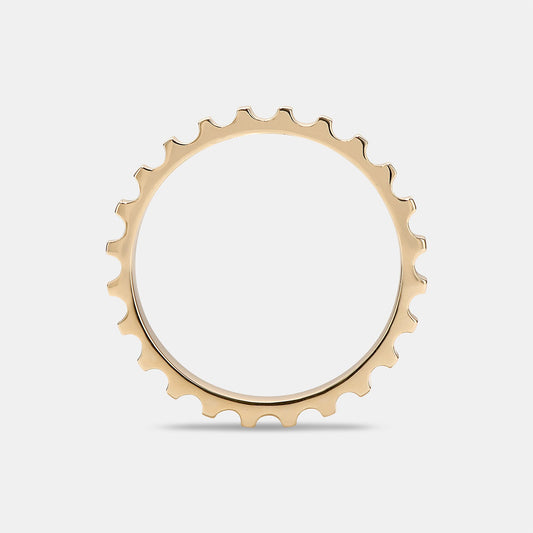 Roman Band in Yellow Gold